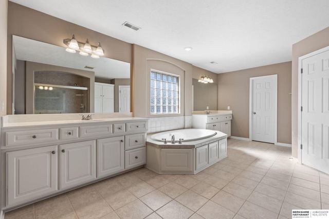 2508 N 169th Street, Omaha, NE 68116