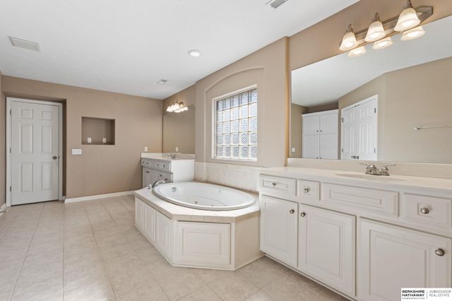 2508 N 169th Street, Omaha, NE 68116