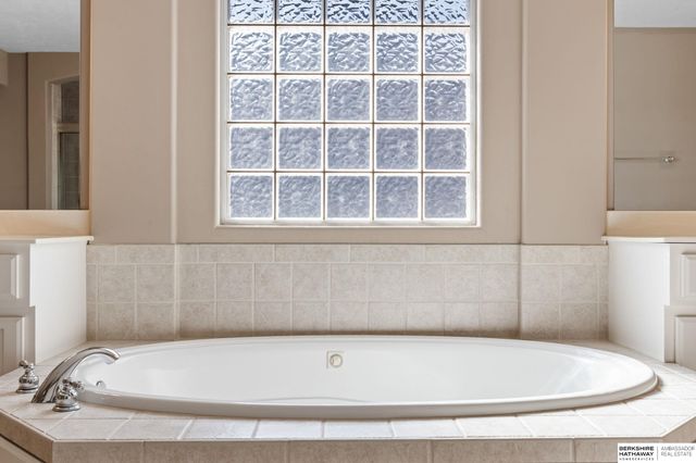 2508 N 169th Street, Omaha, NE 68116