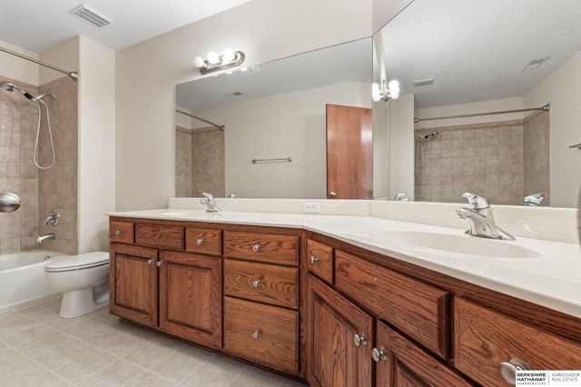 2508 N 169th Street, Omaha, NE 68116