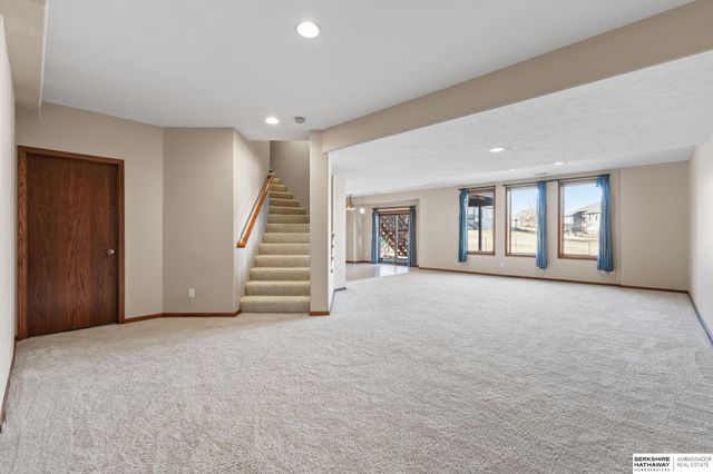 2508 N 169th Street, Omaha, NE 68116