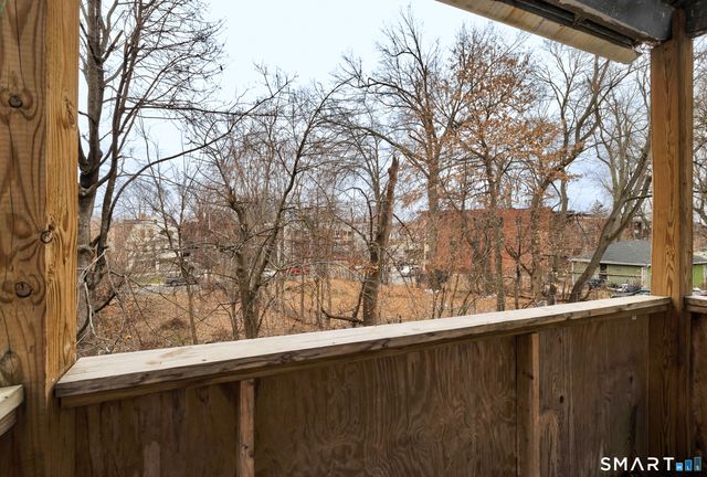 72 Sterling Street, Hartford, CT 06112