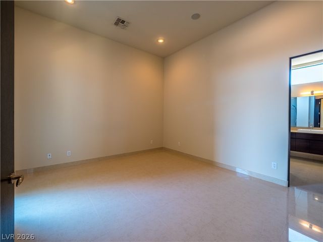 7426 Yonie Court, Las Vegas, NV 89117
