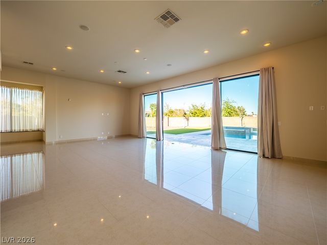 7426 Yonie Court, Las Vegas, NV 89117