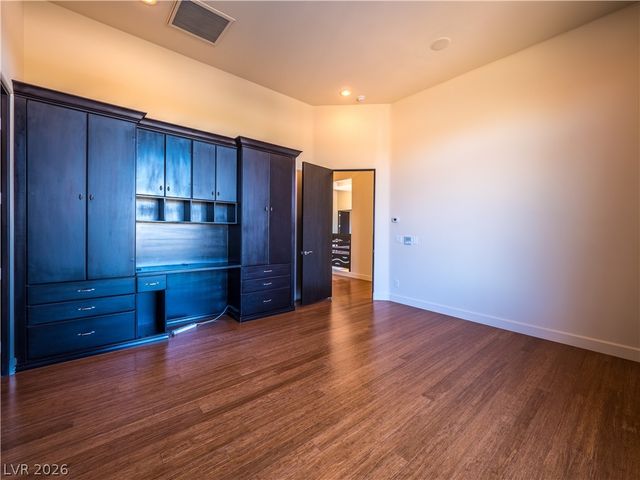 7426 Yonie Court, Las Vegas, NV 89117