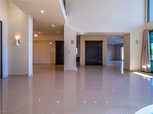 7426 Yonie Court, Las Vegas, NV 89117