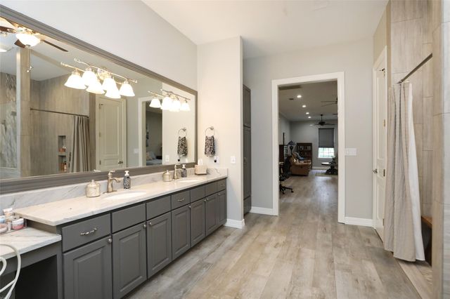 12126 Zion Rd, Tomball, TX 77375