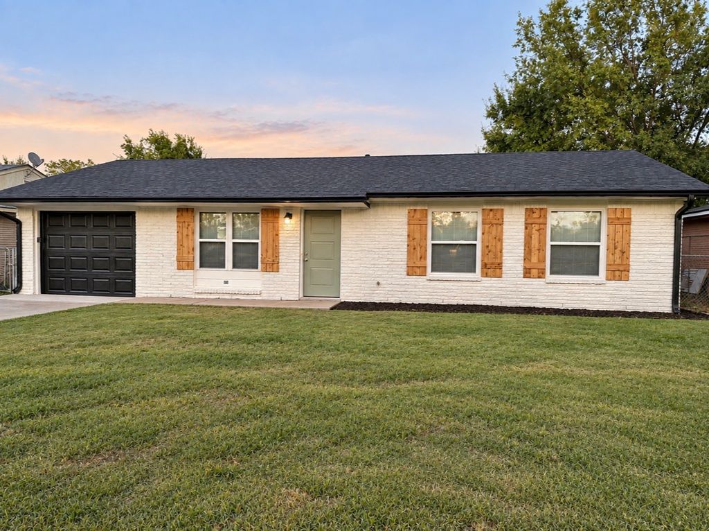 6121 N Xanthus Place, Tulsa, OK 74130