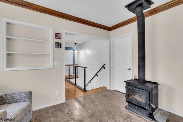9 Mueller Lane, Franklin Twp., NJ 07882