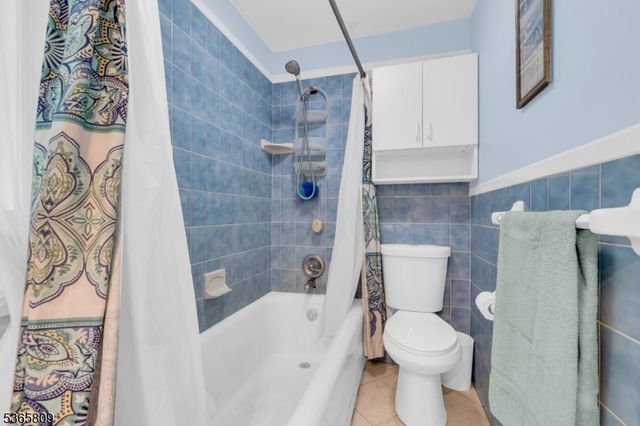 9 Mueller Lane, Franklin Twp., NJ 07882