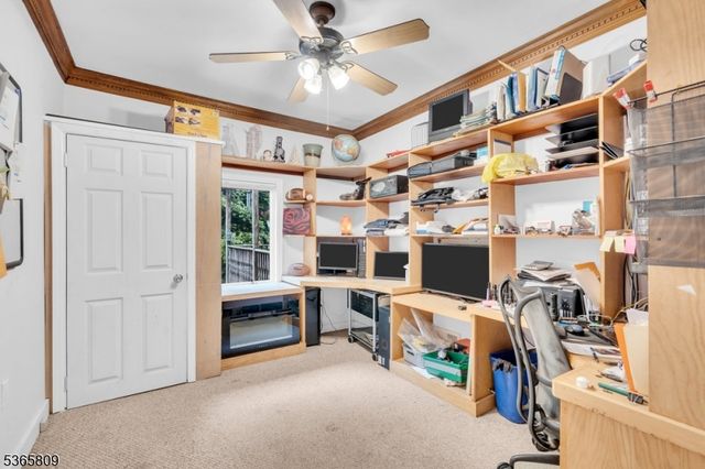9 Mueller Lane, Franklin Twp., NJ 07882