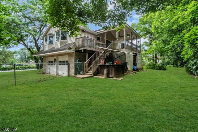 9 Mueller Lane, Franklin Twp., NJ 07882