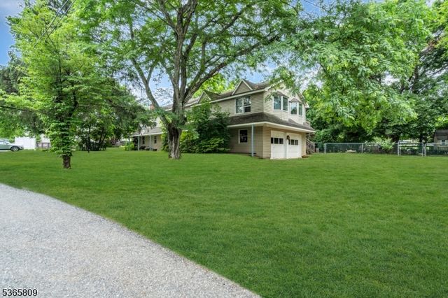 9 Mueller Lane, Franklin Twp., NJ 07882