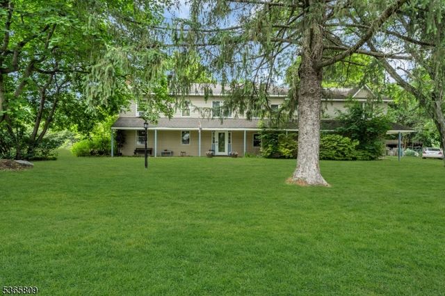 9 Mueller Lane, Franklin Twp., NJ 07882