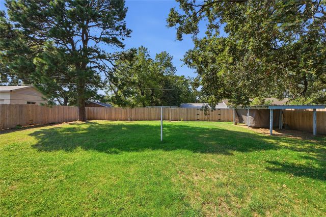 4744 S Maybelle Avenue, Tulsa, OK 74107