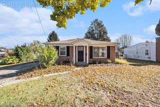 311 S Lemen Street, Fenton, MI 48430