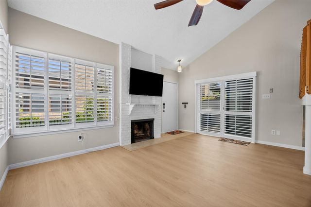 1748 Ohlen RD 68, Austin, TX 78757