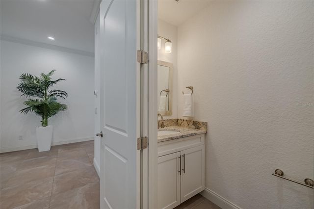 3224 W EMPEDRADO STREET, Tampa, FL 33629