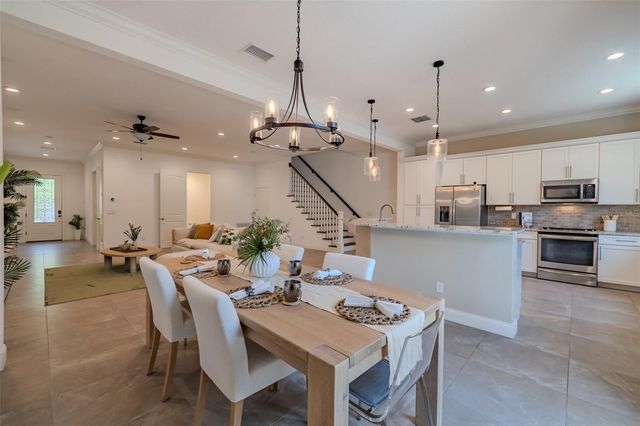 3224 W EMPEDRADO STREET, Tampa, FL 33629
