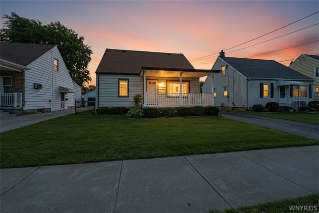 639 73rd Street, Niagara Falls, NY 14304