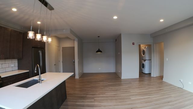 5001 Prospect Street 2D, Downers Grove, IL 60515