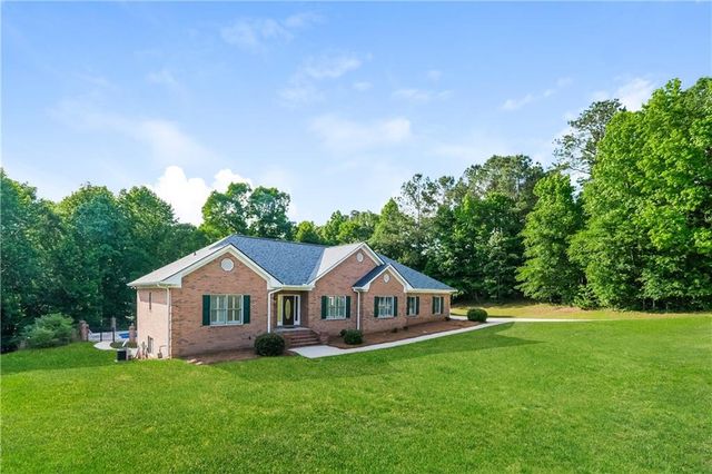 604 Clearwater Court, Mcdonough, GA 30252