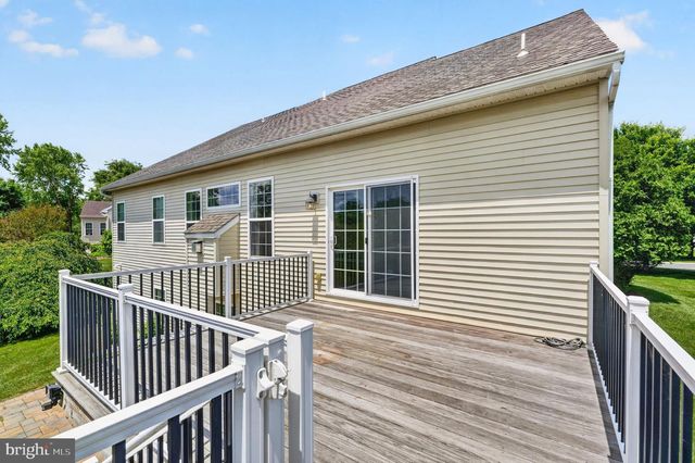 415 WESTVIEW DR, Avondale, PA 19311