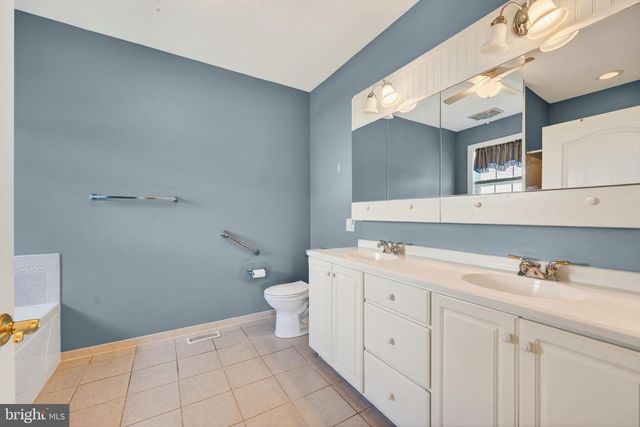 415 WESTVIEW DR, Avondale, PA 19311