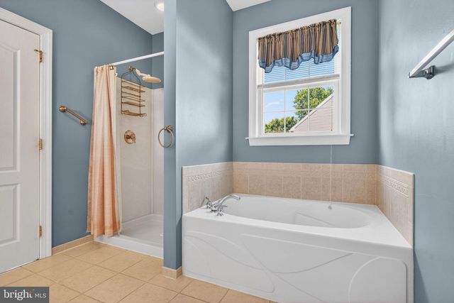 415 WESTVIEW DR, Avondale, PA 19311