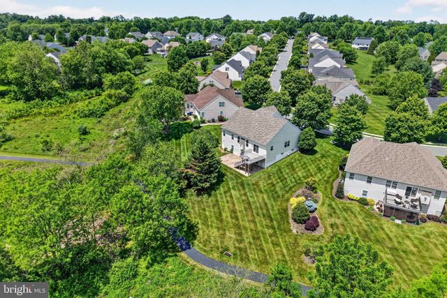 415 WESTVIEW DR, Avondale, PA 19311