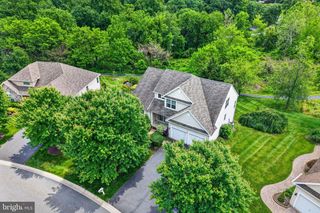 415 WESTVIEW DR, Avondale, PA 19311
