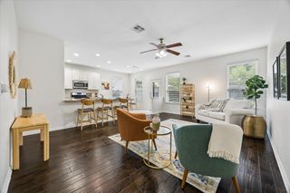 192 Santa Maria ST, Georgetown, TX 78628