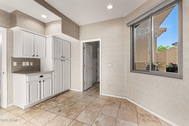 7964 E Gail Road, Scottsdale, AZ 85260