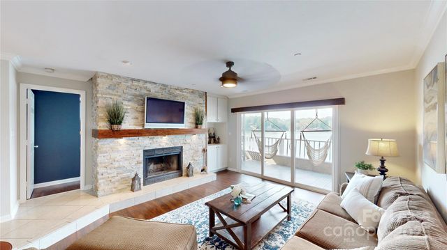 9816 Emerald Point Drive 5, Charlotte, NC 28278