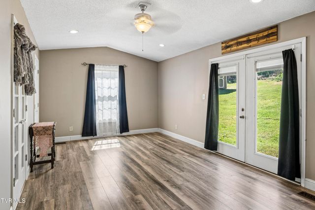 118 Bowers Avenue, Johnson City, TN 37601