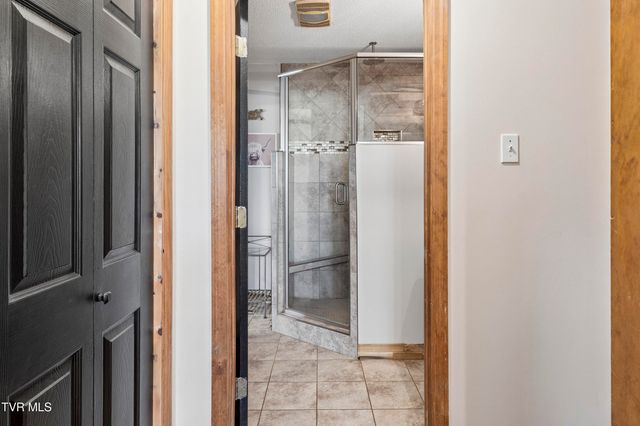 118 Bowers Avenue, Johnson City, TN 37601