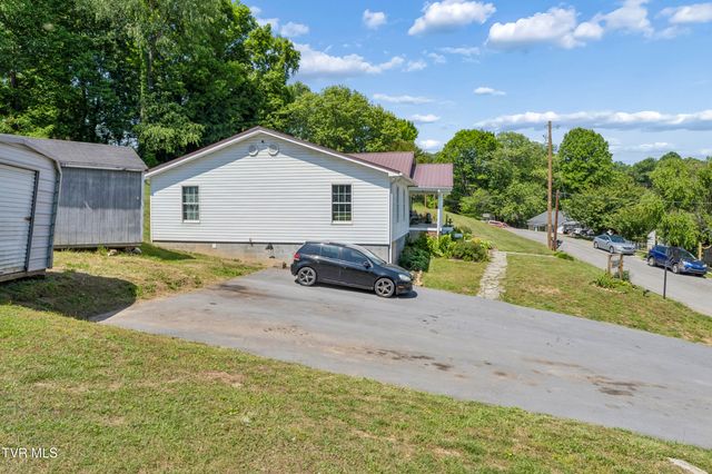 118 Bowers Avenue, Johnson City, TN 37601
