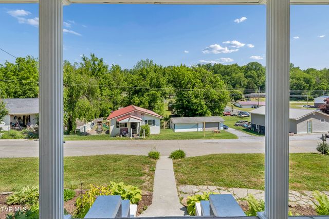 118 Bowers Avenue, Johnson City, TN 37601