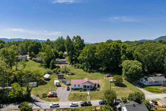 118 Bowers Avenue, Johnson City, TN 37601
