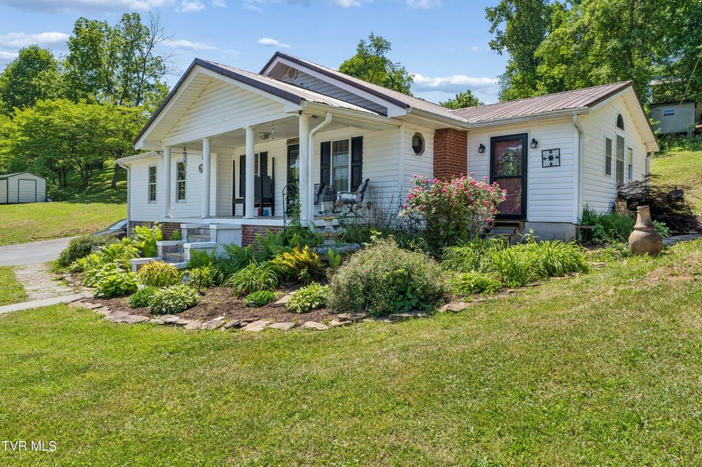 118 Bowers Avenue, Johnson City, TN 37601
