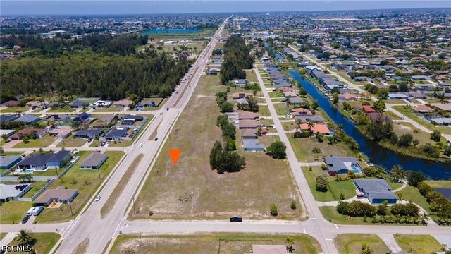 1221 Chiquita BLVD S, Cape Coral, FL 33991