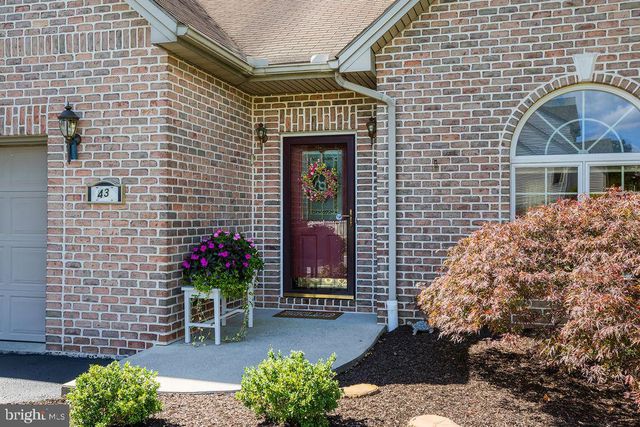 43 FAIRFAX LN, Annville, PA 17003