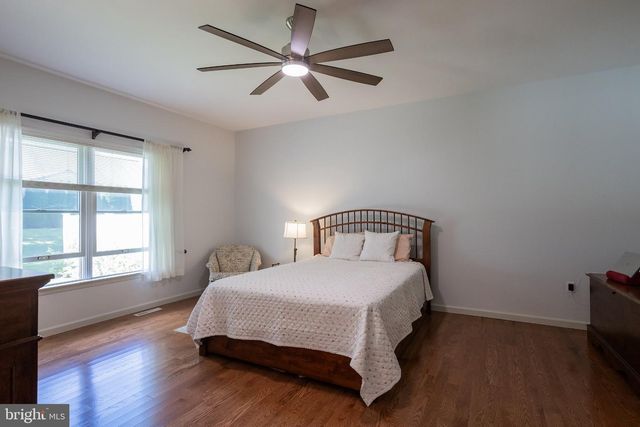 43 FAIRFAX LN, Annville, PA 17003
