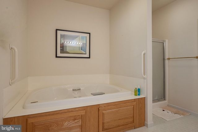 43 FAIRFAX LN, Annville, PA 17003
