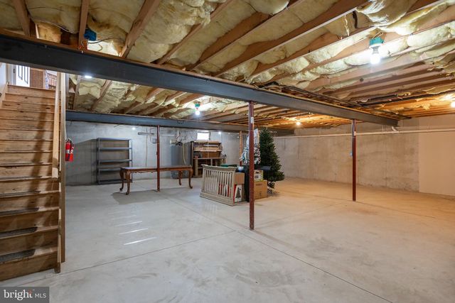 43 FAIRFAX LN, Annville, PA 17003