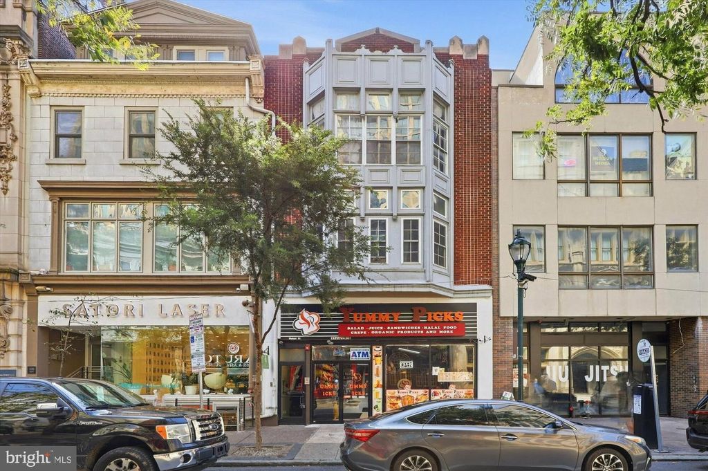 1122 WALNUT ST, PHILADELPHIA, PA 19107 — exterior