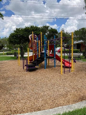 801 NW 46th Avenue 801, Plantation, FL 33317