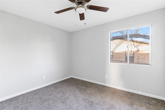 986 Dewalt Street, Houston, TX 77088