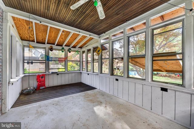 714 CHESTNUT AVE, Laurel Springs, NJ 08021