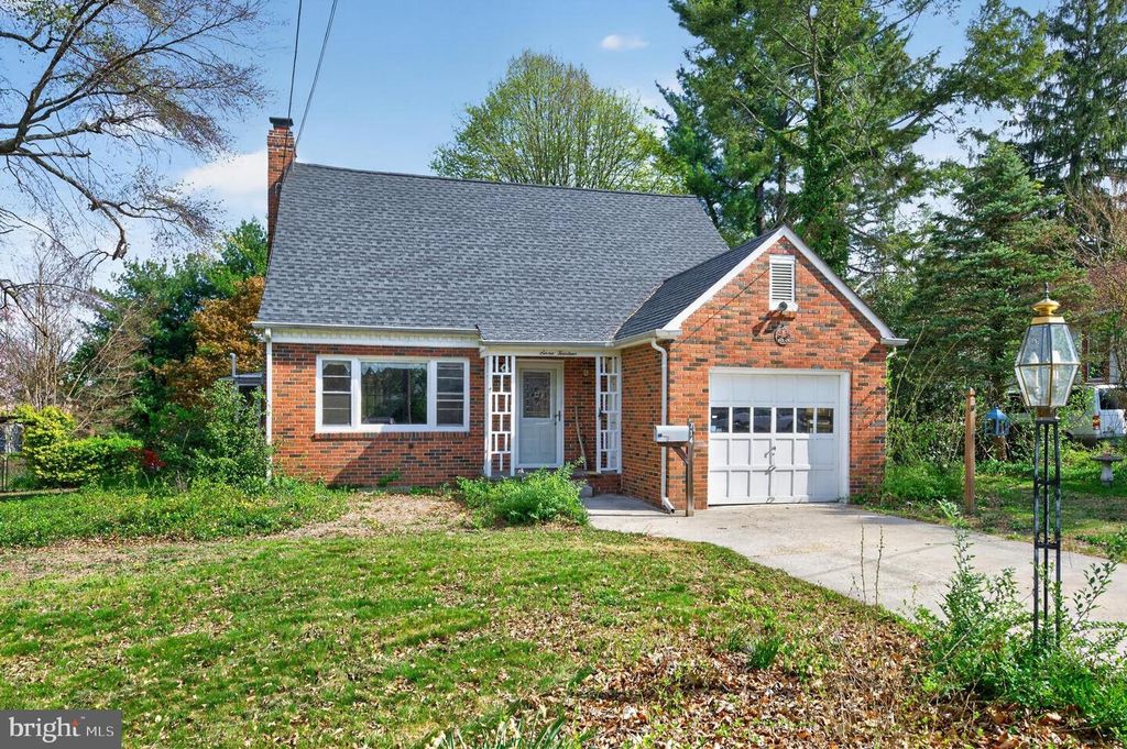 714 CHESTNUT AVE, Laurel Springs, NJ 08021
